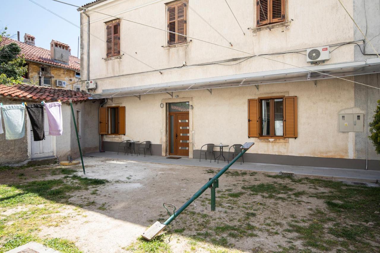 Centar City Pula Apartments Luaran gambar